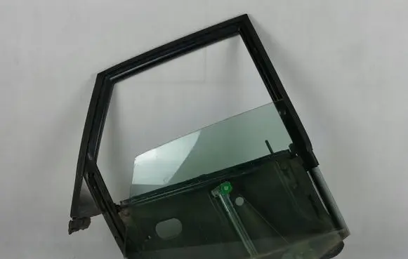 Audi 80 90 S2 B4 Rear door window/glass frame 