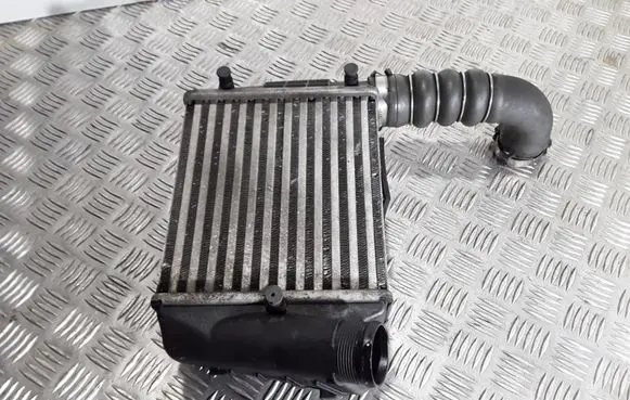 Audi A4 S4 B7 8E 8H Intercooler radiator 8E0145806L