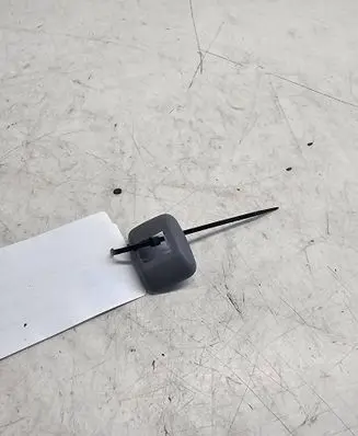 Sun visor clip/hook/bracket