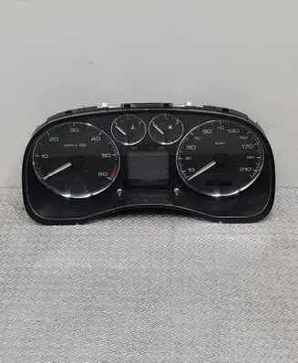 Peugeot 307 Speedometer (instrument cluster) P9660470680 NS5710784