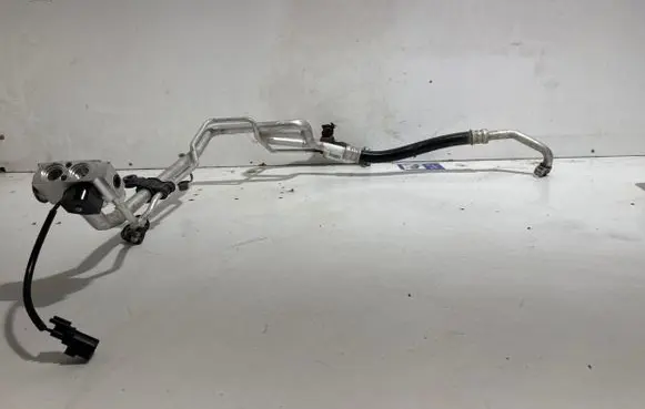 Tesla Model S Air conditioning (A/C) pipe/hose 101954400A R1234V 4Q15