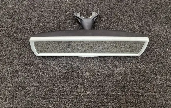 Volkswagen PASSAT B7 Rear view mirror (interior)