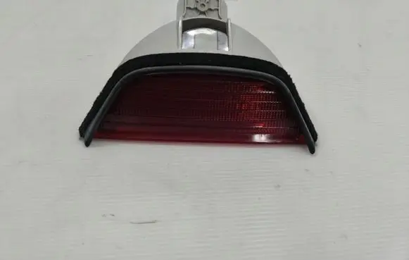 BMW 5 E39 Third/center stoplight 8385659