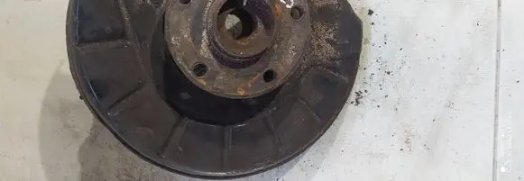 Volkswagen PASSAT B6 Front wheel hub
