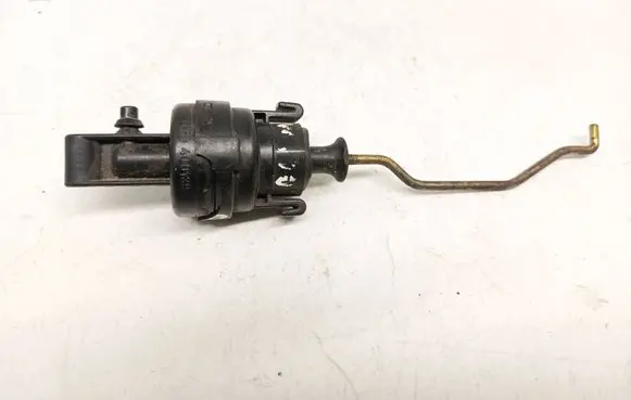 Mercedes-Benz S W140 Central locking vacuum pump 400139