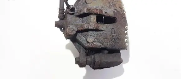 Hyundai i30 Front brake caliper
