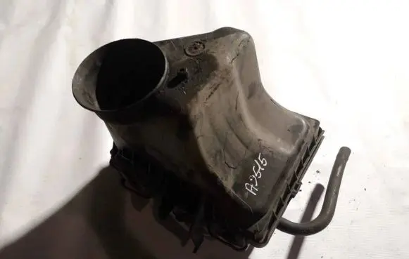 Chrysler 300 - 300C Air filter box