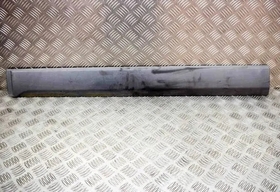 Opel Antara Front door trim (molding) 96660213