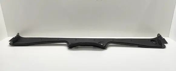 BMW 5 E60 E61 Wiper trim 7027083 51717027083 74850610