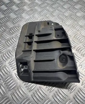 Maserati Ghibli Rear bumper mounting bracket 670004470