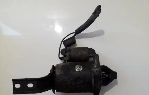 Mazda 121 Starter motor
