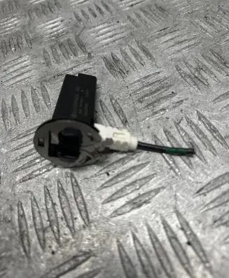 Mercedes-Benz E AMG W213 Aerial antenna amplifier A2139052803 920459010