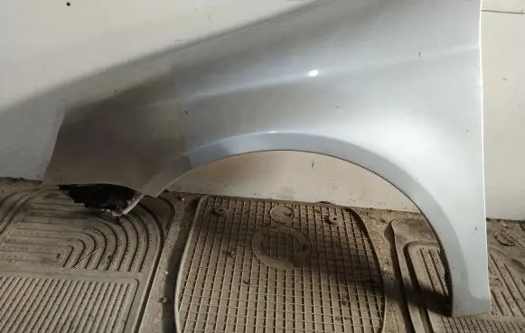 Volkswagen Jetta V Fender