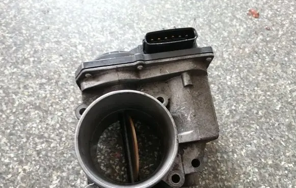 Subaru Forester SH Throttle valve 16112AA260