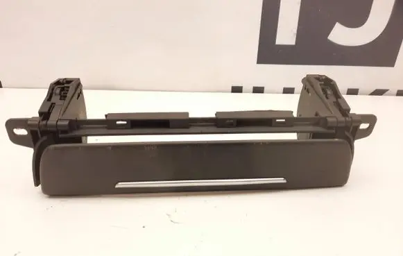 Audi A8 S8 D4 4H Dashboard storage box/compartment 4H0858381A