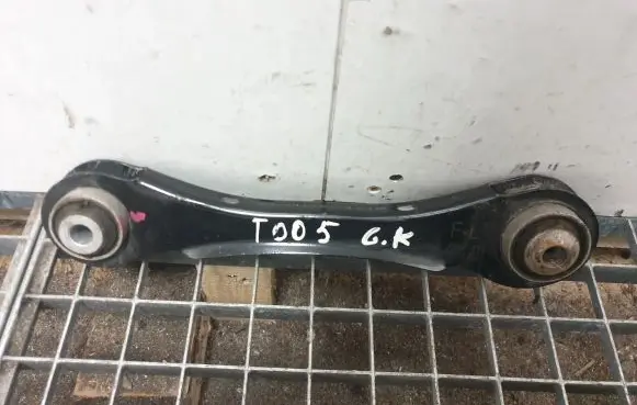 BMW 2 F22 F23 Rear upper control arm/wishbone