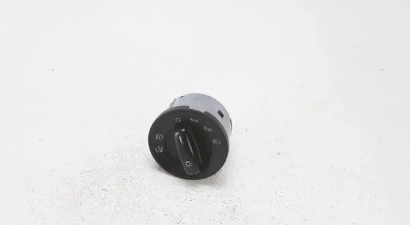 Skoda Octavia Mk2 (1Z) Light switch 1Z0941431J