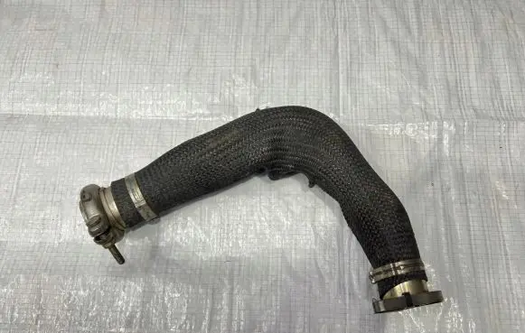 Land Rover Evoque I EGR valve line/pipe/hose GJ329F468AD