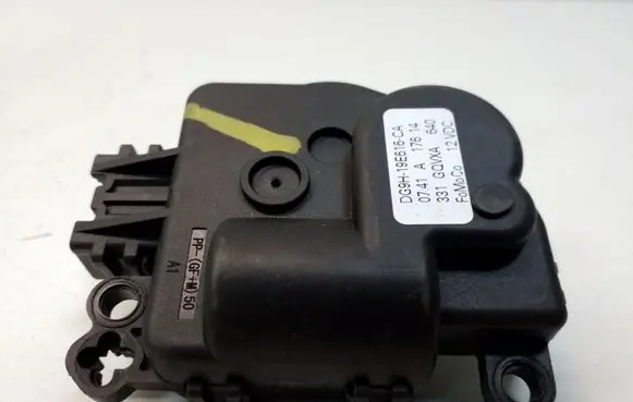 Ford Fusion II Air flap motor/actuator DG9H19E616CA