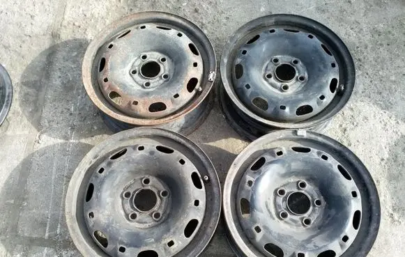 Skoda Fabia Mk1 (6Y) R14 steel rim 6Q0601027H