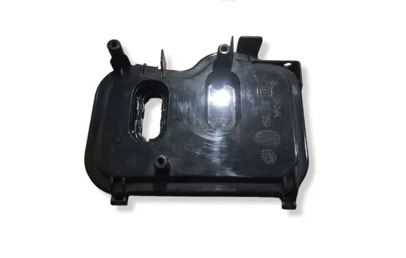 Audi A8 S8 D3 4E Headlight/headlamp dust cover 158123031