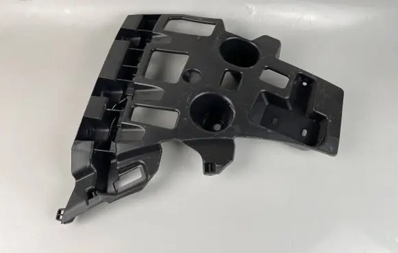 Citroen DS7 Crossback Rear bumper mounting bracket 9816048580