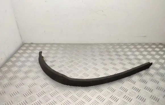 Opel Corsa E Front bumper lip 39003573