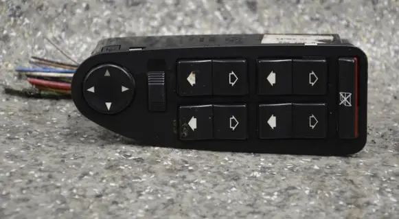 BMW 5 E39 Electric window control switch 6904306