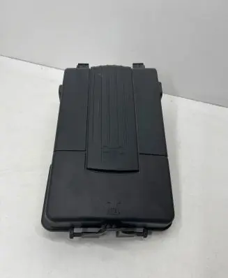 Audi Q3 8U Battery box tray 3C0915443A