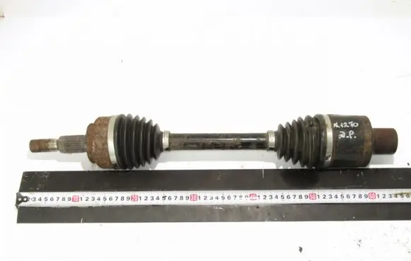 Jeep Grand Cherokee (WK) Front driveshaft P52104590AA