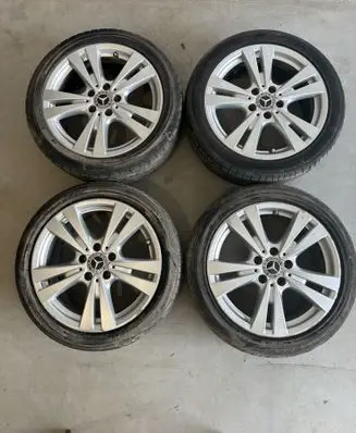 Mercedes-Benz A W176 R17 alloy rim A2464011400