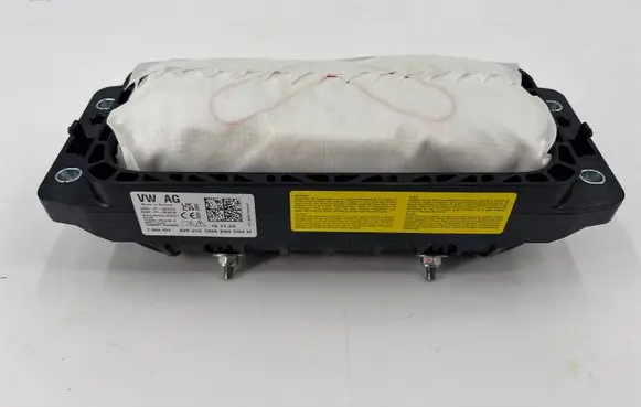 Volkswagen Tiguan Passenger airbag 5NA880204H