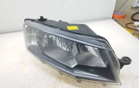 Skoda Octavia Mk3 (5E) Headlight/headlamp 5E2941016 030127260200 33413340