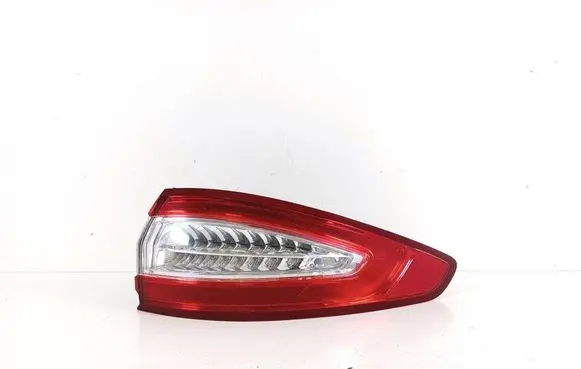 Ford Mondeo MK V Rear/tail lights DS7313404FJ