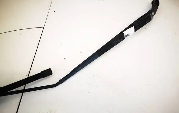 Nissan Tiida C11 Front wiper blade arm