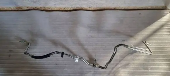 Jeep Grand Cherokee Gearbox oil cooler pipe/hose 68244058AB 83445B