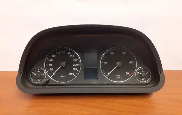 Mercedes-Benz A W169 Speedometer (instrument cluster) 2851 1031098101