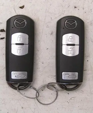 Mazda CX-3 Ignition key/card 2011DJ5486