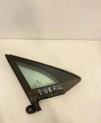 Volkswagen PASSAT B8 Front door vent window glass four-door 3G0845114F