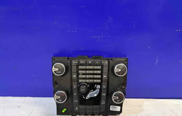 Volvo XC70 Interior fan control switch 31398065