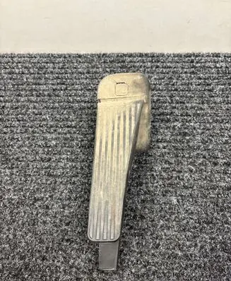 Volvo XC90 Accelerator throttle pedal 32212451 13216 F1821205