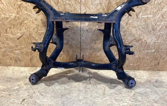 Porsche Cayenne (92A) Rear subframe 95833103100 95833103101
