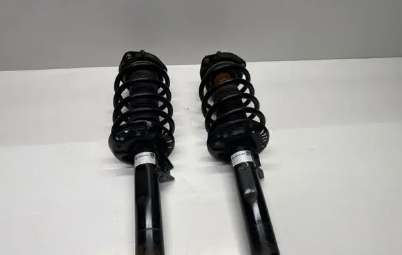 Skoda Yeti (5L) Front shock absorber with coil spring 824904013019 317574 36K80A
