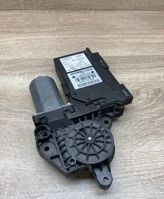 Audi A4 S4 B6 8E 8H Rear door window regulator motor 8E0959802A 5WK47011EBF