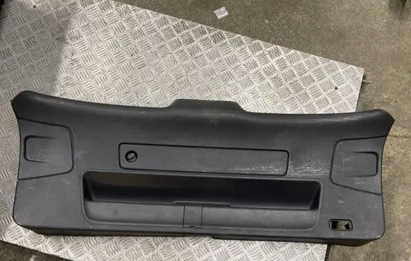 Audi A4 S4 B8 8K Tailgate/boot cover trim set 8K9867979