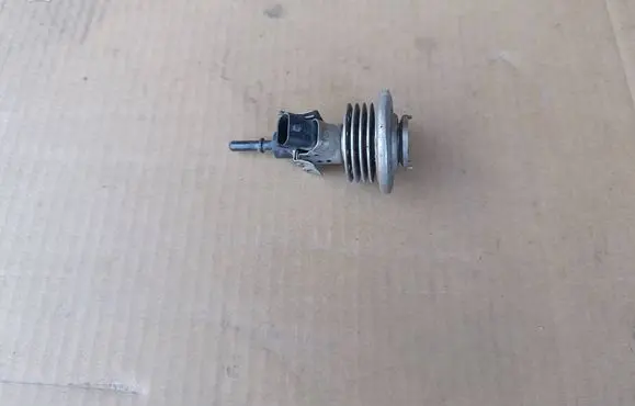 Fiat Talento AdBlue injector 208993839R