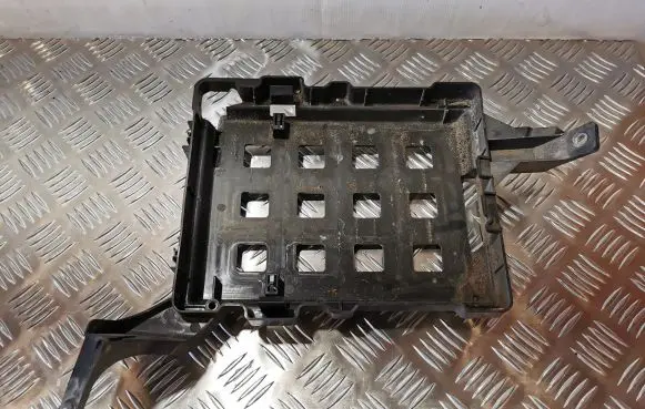 Audi A8 S8 D5 Engine control unit holder 4N0907285J