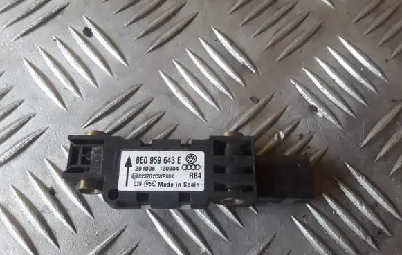 Audi A4 S4 B6 8E 8H Airbag deployment crash/impact sensor 8E0959643E