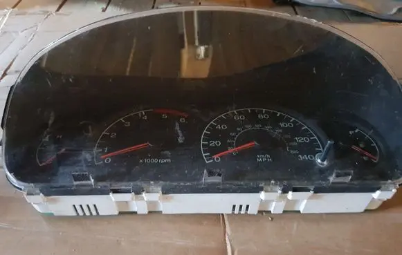 Hyundai Elantra Speedometer (instrument cluster) 69800930