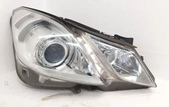 Mercedes-Benz E A207 Headlight/headlamp A2078200239 1ZT01173302 A2129007804